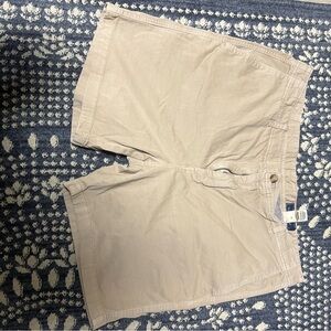 Men’s vineyard vines Kahki shorts